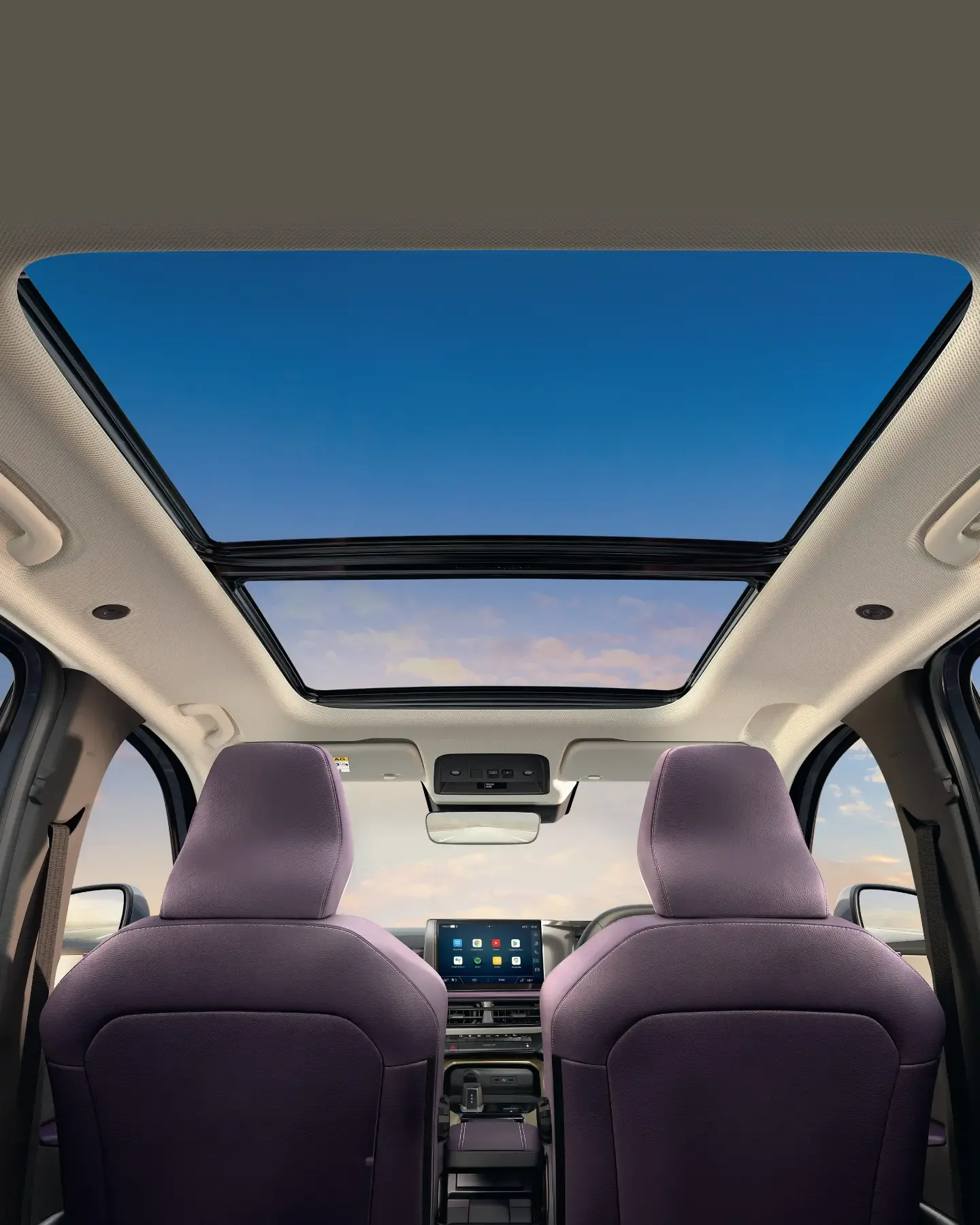 Panoramic sunroof in the Nissan Tekton